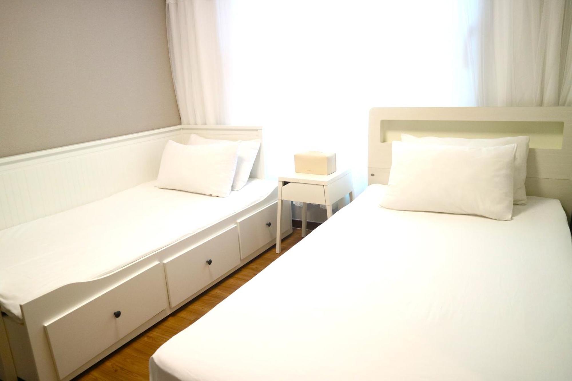 Incheon Airport Guest House King Exterior photo